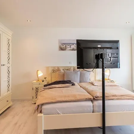 Apartman Strandhotel-heiligenhafen-wohnung-205-typ-iii 3*